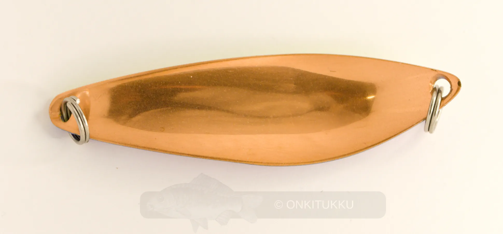 Kapun taimen uistin 83mm 20g väri 9